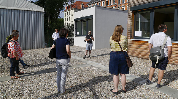 Forschung trifft ... auf Publikum Führung auf dem Gelände des KomfortLabs im Forschungszentrum Eilenburger Straße